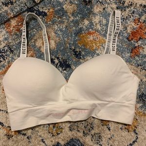 victoria’s secret padded sports bra/bralette